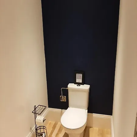 Homestay szállás Yves Klein - Proche Gare Et Centre-ville- Entree Privee *