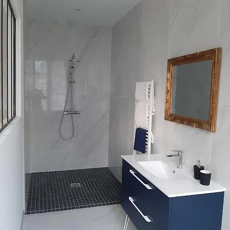 Yves Klein - Proche Gare Et Centre-ville- Entree Privee Pansiyon *